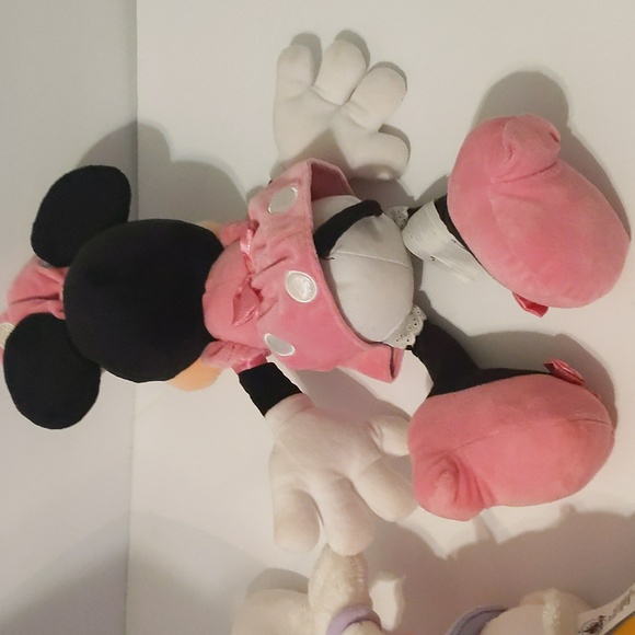 Disney Minnie Mouse and Daisy Plushies - Picture 7 of 9